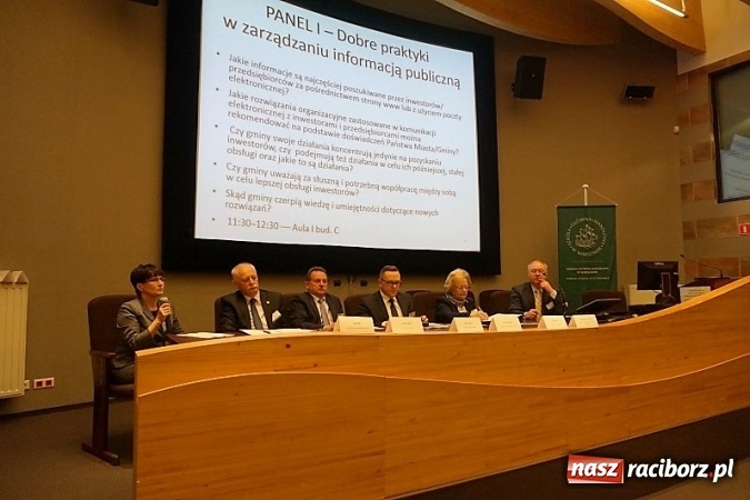 Zdjęcie w galerii na portalu naszraciborz.pl: Racib&oacute;rz wśr&oacute;d laureat&oacute;w Gmina na piątkę! wiadomości z regionu