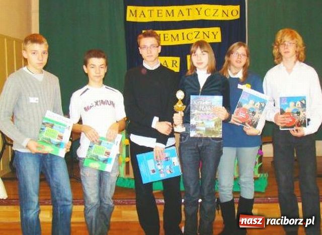 Zdjęcie w galerii na portalu naszraciborz.pl: Matematyczno-Chemiczny Czar Par wiadomości z regionu