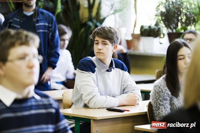 Zdjęcie w galerii na portalu naszraciborz.pl: Konkurs i śniadanie ekologiczne w II LO wiadomości z regionu