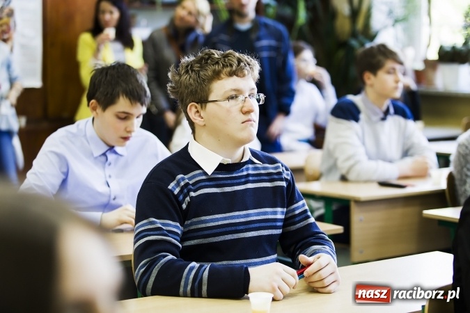 Zdjęcie w galerii na portalu naszraciborz.pl: Konkurs i śniadanie ekologiczne w II LO wiadomości z regionu