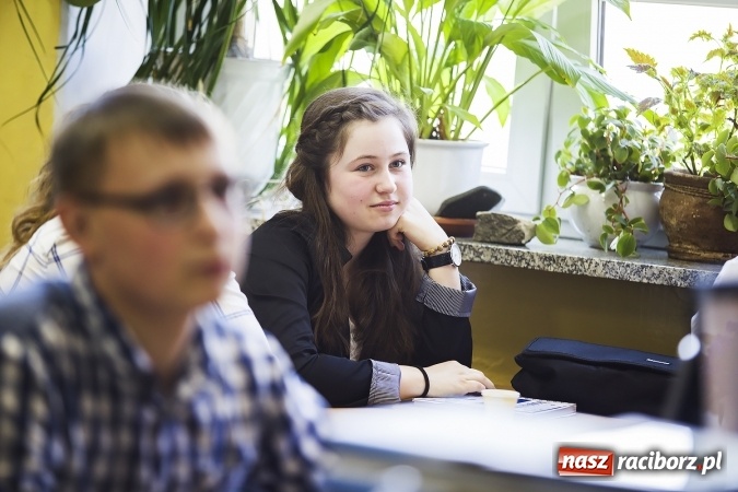 Zdjęcie w galerii na portalu naszraciborz.pl: Konkurs i śniadanie ekologiczne w II LO wiadomości z regionu