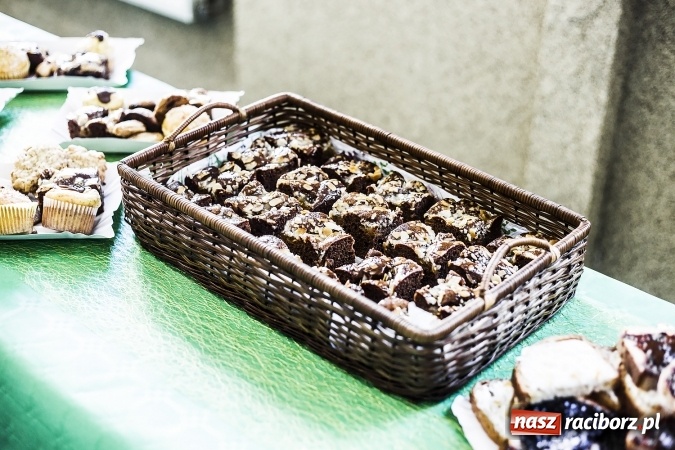 Zdjęcie w galerii na portalu naszraciborz.pl: Konkurs i śniadanie ekologiczne w II LO wiadomości z regionu