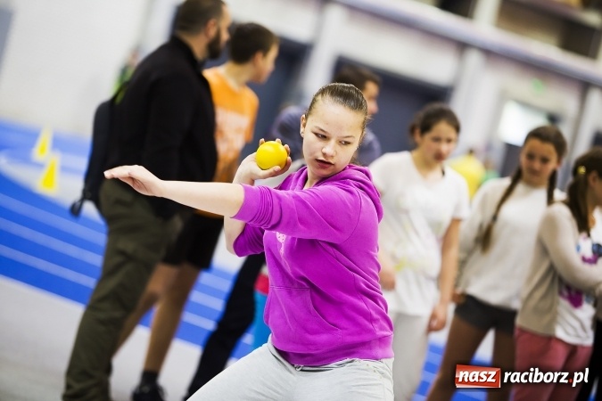 Zdjęcie w galerii na portalu naszraciborz.pl: Halowe mistrzostwa Raciborza i powiatu raciborskiego w lekkiej atletyce wiadomości z regionu
