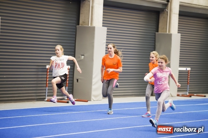 Zdjęcie w galerii na portalu naszraciborz.pl: Halowe mistrzostwa Raciborza i powiatu raciborskiego w lekkiej atletyce wiadomości z regionu