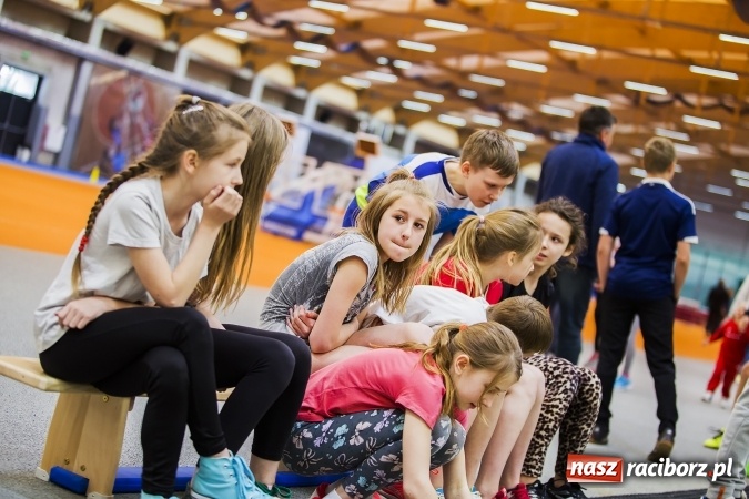 Zdjęcie w galerii na portalu naszraciborz.pl: Halowe mistrzostwa Raciborza i powiatu raciborskiego w lekkiej atletyce wiadomości z regionu