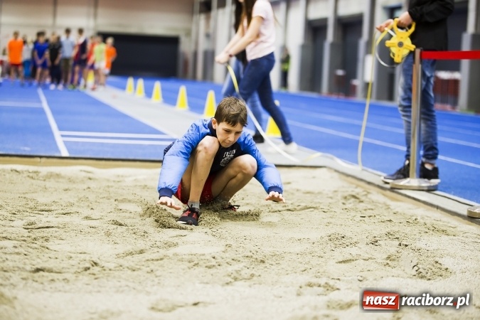 Zdjęcie w galerii na portalu naszraciborz.pl: Halowe mistrzostwa Raciborza i powiatu raciborskiego w lekkiej atletyce wiadomości z regionu