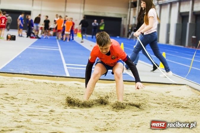 Zdjęcie w galerii na portalu naszraciborz.pl: Halowe mistrzostwa Raciborza i powiatu raciborskiego w lekkiej atletyce wiadomości z regionu