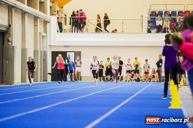 Zdjęcie w galerii na portalu naszraciborz.pl: Halowe mistrzostwa Raciborza i powiatu raciborskiego w lekkiej atletyce wiadomości z regionu