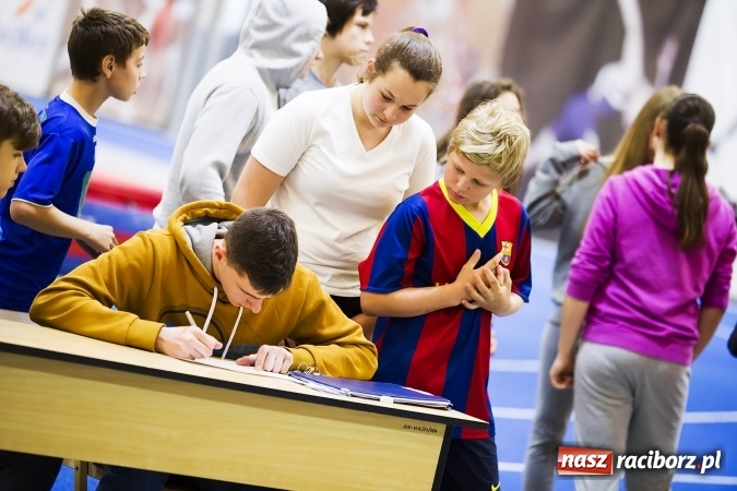 Zdjęcie w galerii na portalu naszraciborz.pl: Halowe mistrzostwa Raciborza i powiatu raciborskiego w lekkiej atletyce wiadomości z regionu