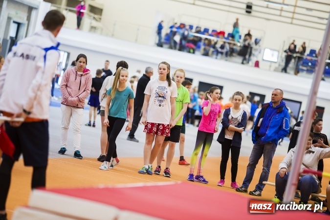 Zdjęcie w galerii na portalu naszraciborz.pl: Halowe mistrzostwa Raciborza i powiatu raciborskiego w lekkiej atletyce wiadomości z regionu