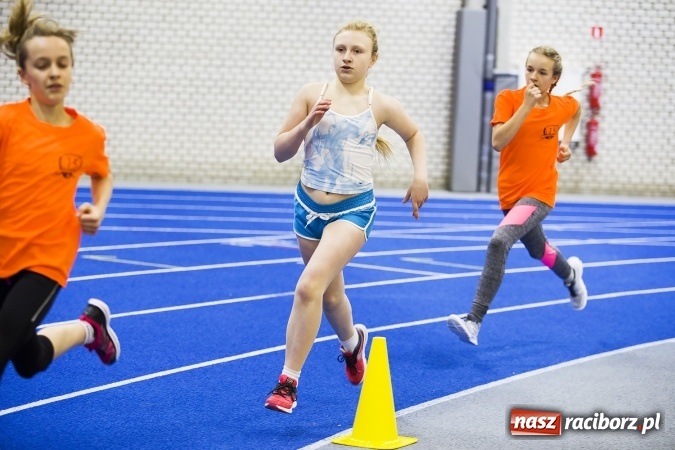 Zdjęcie w galerii na portalu naszraciborz.pl: Halowe mistrzostwa Raciborza i powiatu raciborskiego w lekkiej atletyce wiadomości z regionu