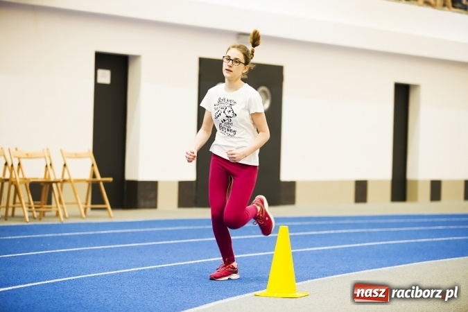 Zdjęcie w galerii na portalu naszraciborz.pl: Halowe mistrzostwa Raciborza i powiatu raciborskiego w lekkiej atletyce wiadomości z regionu