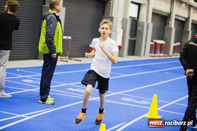 Zdjęcie w galerii na portalu naszraciborz.pl: Halowe mistrzostwa Raciborza i powiatu raciborskiego w lekkiej atletyce wiadomości z regionu