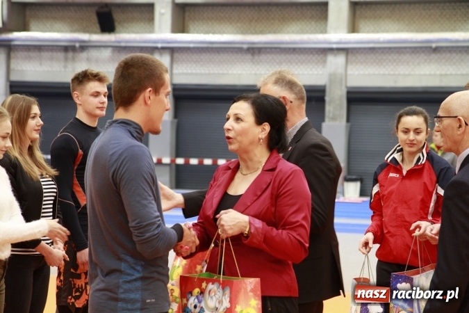 Zdjęcie w galerii na portalu naszraciborz.pl: Halowe mistrzostwa Raciborza i powiatu raciborskiego w lekkiej atletyce wiadomości z regionu