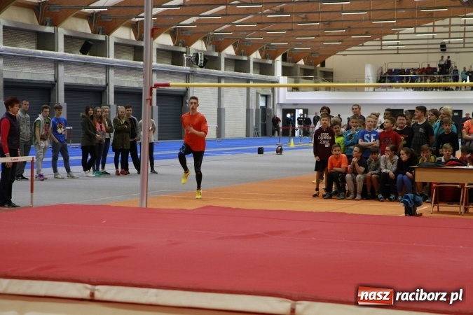 Zdjęcie w galerii na portalu naszraciborz.pl: Halowe mistrzostwa Raciborza i powiatu raciborskiego w lekkiej atletyce wiadomości z regionu