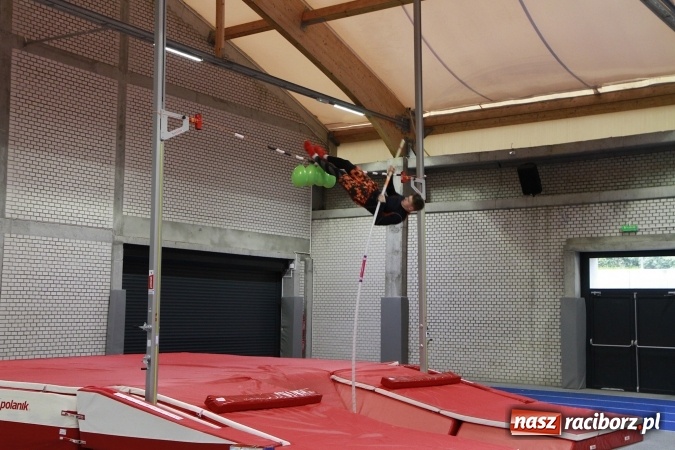 Zdjęcie w galerii na portalu naszraciborz.pl: Halowe mistrzostwa Raciborza i powiatu raciborskiego w lekkiej atletyce wiadomości z regionu