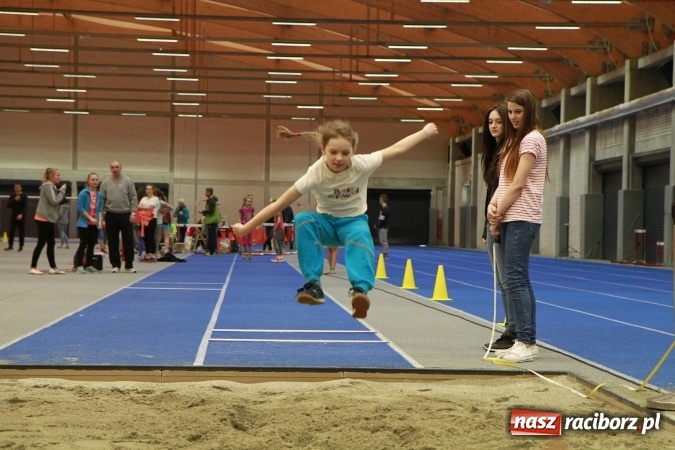Zdjęcie w galerii na portalu naszraciborz.pl: Halowe mistrzostwa Raciborza i powiatu raciborskiego w lekkiej atletyce wiadomości z regionu