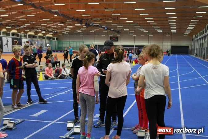 Zdjęcie w galerii na portalu naszraciborz.pl: Halowe mistrzostwa Raciborza i powiatu raciborskiego w lekkiej atletyce wiadomości z regionu