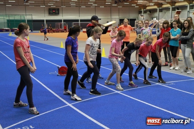 Zdjęcie w galerii na portalu naszraciborz.pl: Halowe mistrzostwa Raciborza i powiatu raciborskiego w lekkiej atletyce wiadomości z regionu