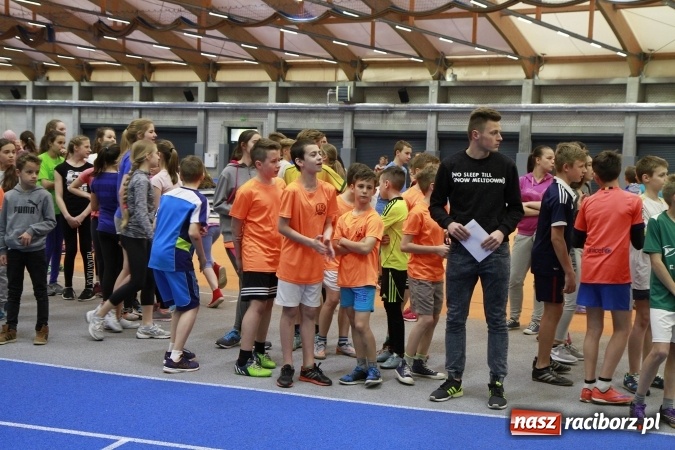 Zdjęcie w galerii na portalu naszraciborz.pl: Halowe mistrzostwa Raciborza i powiatu raciborskiego w lekkiej atletyce wiadomości z regionu