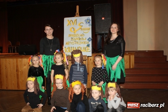 Zdjęcie w galerii na portalu naszraciborz.pl: XVI Gminny Przegląd Zespołów Artystycznych w Krzanowicach wiadomości z regionu