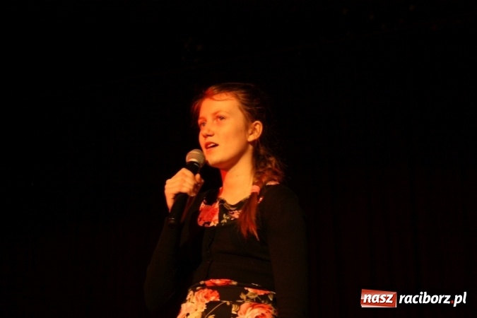 Zdjęcie w galerii na portalu naszraciborz.pl: XVI Gminny Przegląd Zespołów Artystycznych w Krzanowicach wiadomości z regionu