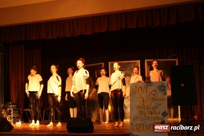 Zdjęcie w galerii na portalu naszraciborz.pl: XVI Gminny Przegląd Zespołów Artystycznych w Krzanowicach wiadomości z regionu