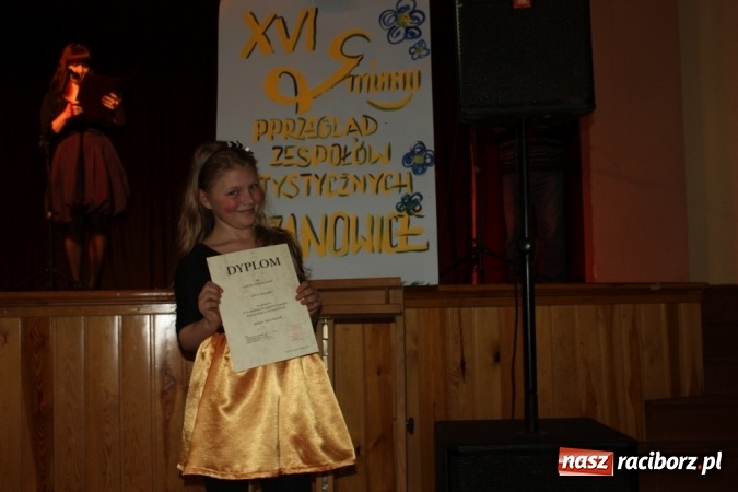 Zdjęcie w galerii na portalu naszraciborz.pl: XVI Gminny Przegląd Zespołów Artystycznych w Krzanowicach wiadomości z regionu