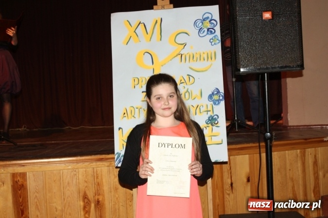 Zdjęcie w galerii na portalu naszraciborz.pl: XVI Gminny Przegląd Zespołów Artystycznych w Krzanowicach wiadomości z regionu
