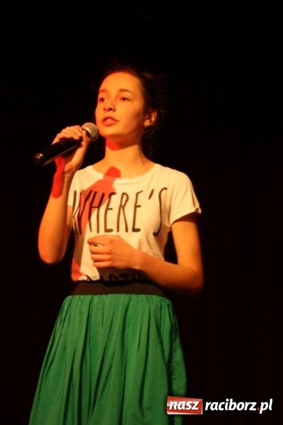 Zdjęcie w galerii na portalu naszraciborz.pl: XVI Gminny Przegląd Zespołów Artystycznych w Krzanowicach wiadomości z regionu