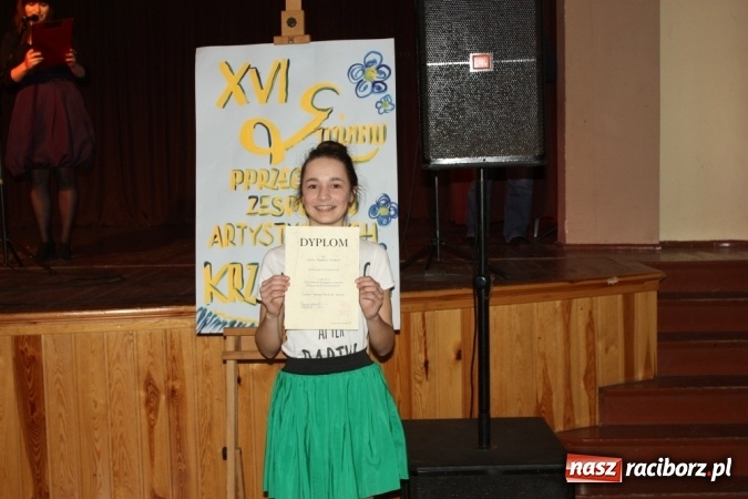 Zdjęcie w galerii na portalu naszraciborz.pl: XVI Gminny Przegląd Zespołów Artystycznych w Krzanowicach wiadomości z regionu