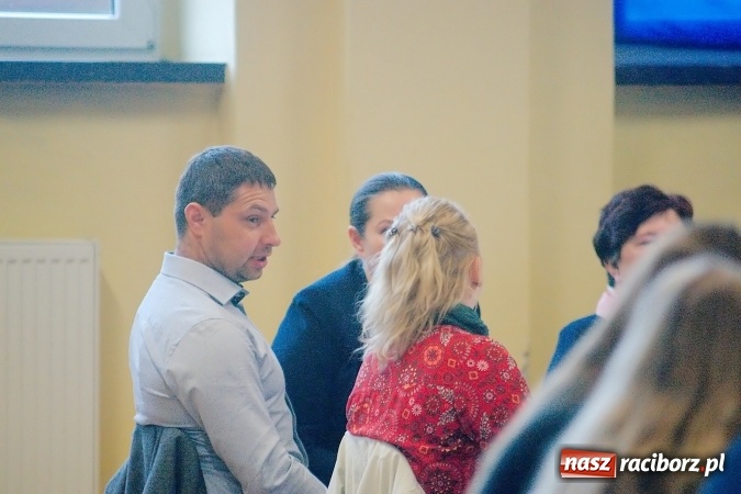 Zdjęcie w galerii na portalu naszraciborz.pl: VI powiatowy Konkurs Wiedzy Ekonomicznej za nami. Gimnazjaliści z Kuźni Raciborskiej najlepsi wiadomości z regionu