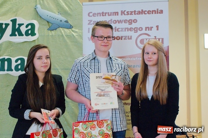 Zdjęcie w galerii na portalu naszraciborz.pl: VI powiatowy Konkurs Wiedzy Ekonomicznej za nami. Gimnazjaliści z Kuźni Raciborskiej najlepsi wiadomości z regionu