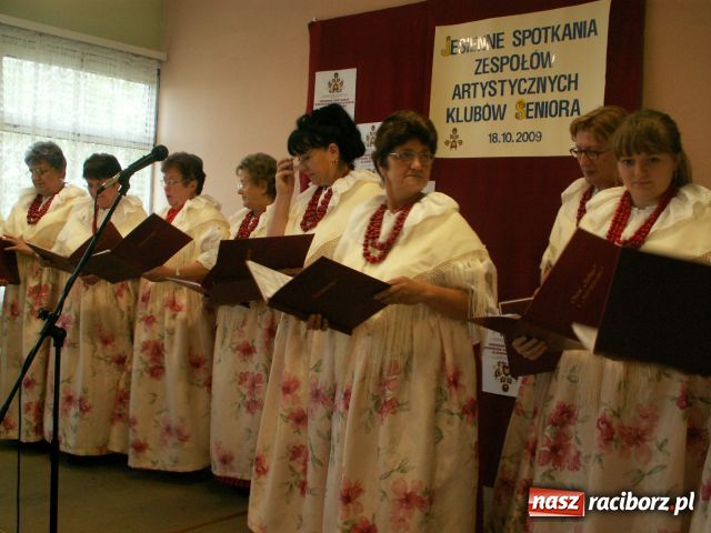 Zdjęcie w galerii na portalu naszraciborz.pl: Seniorzy też potrafią się bawić wiadomości z regionu