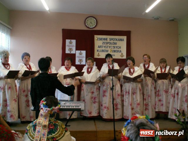Zdjęcie w galerii na portalu naszraciborz.pl: Seniorzy też potrafią się bawić wiadomości z regionu
