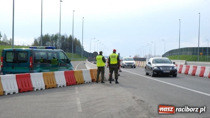 Zdjęcie w galerii na portalu naszraciborz.pl: ŚMOSG przeprowadził ćwiczenia z zakresu tymczasowego przywr&oacute;cenia kontroli granicznej wiadomości z regionu