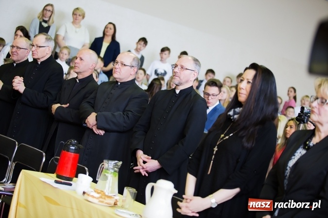 Zdjęcie w galerii na portalu naszraciborz.pl: VI Festiwal Pozytywnych Wartości w Bieńkowicach wiadomości z regionu