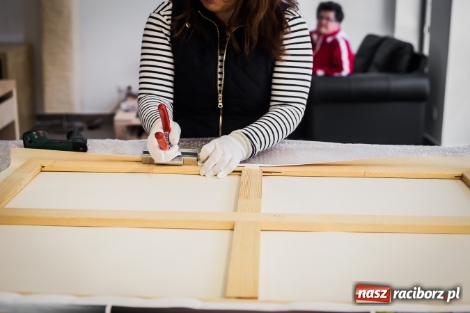 Zdjęcie w galerii na portalu naszraciborz.pl: Fotonaplotnie.pl – wspomnienia zatrzymane na płótnie wiadomości z regionu