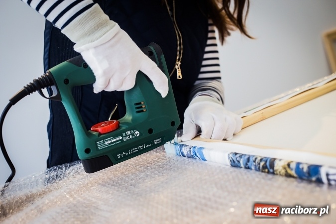 Zdjęcie w galerii na portalu naszraciborz.pl: Fotonaplotnie.pl – wspomnienia zatrzymane na płótnie wiadomości z regionu