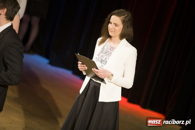 Zdjęcie w galerii na portalu naszraciborz.pl: CKZiU nr 1 pożegnało dziś swoich absolwentów. Po majówce matura wiadomości z regionu