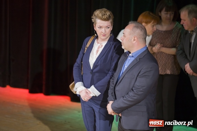 Zdjęcie w galerii na portalu naszraciborz.pl: CKZiU nr 1 pożegnało dziś swoich absolwentów. Po majówce matura wiadomości z regionu