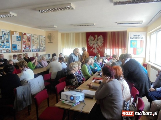 Zdjęcie w galerii na portalu naszraciborz.pl: Dwa spotkania raciborskich policjantów z seniorami  wiadomości z regionu