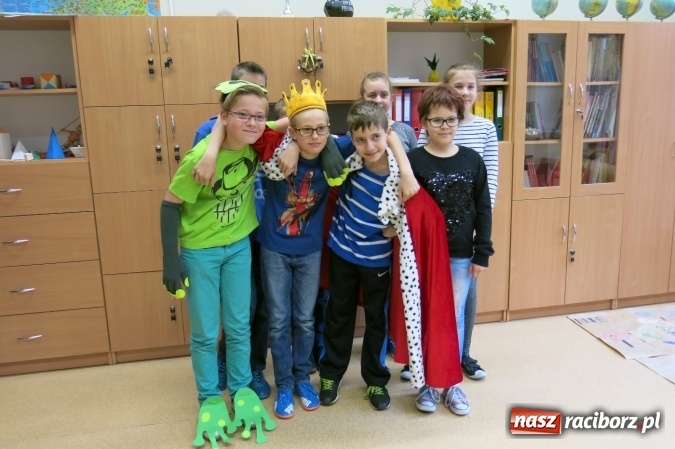 Zdjęcie w galerii na portalu naszraciborz.pl: Czytanie to magia – Tydzień Książki w bibliotece w Studziennej  wiadomości z regionu