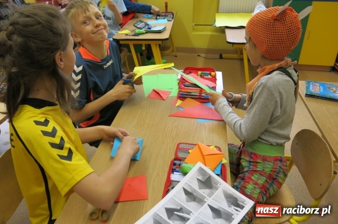 Zdjęcie w galerii na portalu naszraciborz.pl: Czytanie to magia – Tydzień Książki w bibliotece w Studziennej  wiadomości z regionu