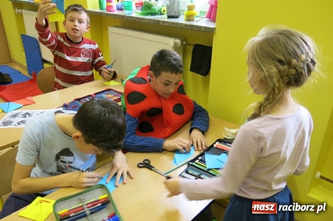 Zdjęcie w galerii na portalu naszraciborz.pl: Czytanie to magia – Tydzień Książki w bibliotece w Studziennej  wiadomości z regionu