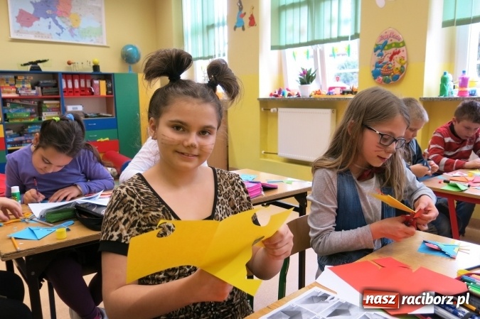 Zdjęcie w galerii na portalu naszraciborz.pl: Czytanie to magia – Tydzień Książki w bibliotece w Studziennej  wiadomości z regionu