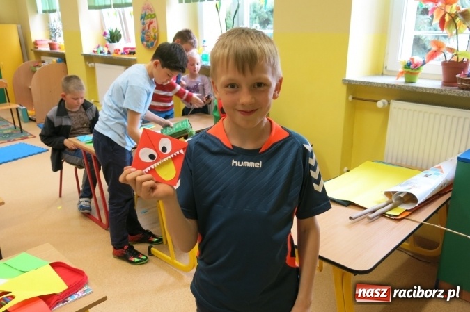 Zdjęcie w galerii na portalu naszraciborz.pl: Czytanie to magia – Tydzień Książki w bibliotece w Studziennej  wiadomości z regionu