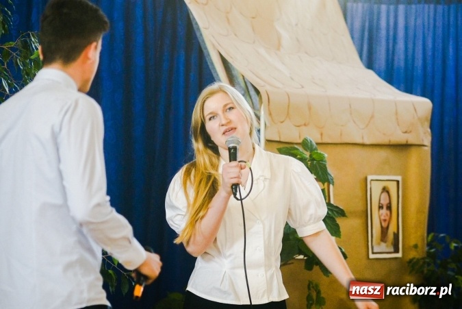 Zdjęcie w galerii na portalu naszraciborz.pl: II LO pożegnało maturzystów. Teraz już tylko egzamin dojrzałości wiadomości z regionu