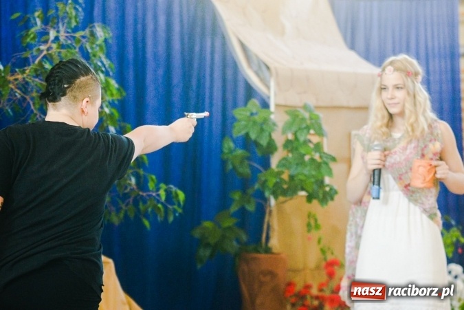 Zdjęcie w galerii na portalu naszraciborz.pl: II LO pożegnało maturzystów. Teraz już tylko egzamin dojrzałości wiadomości z regionu