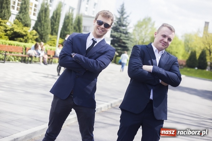 Zdjęcie w galerii na portalu naszraciborz.pl: II LO pożegnało maturzystów. Teraz już tylko egzamin dojrzałości wiadomości z regionu